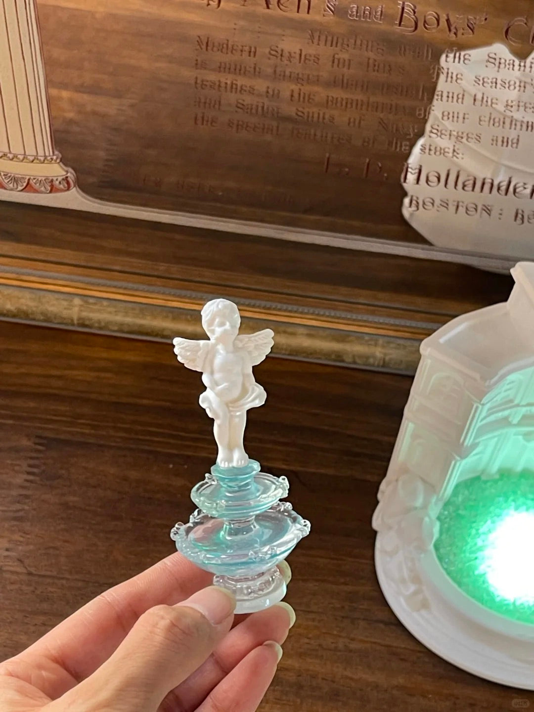 🕊️ローマの願いが叶う場所、手のひらに🕊️
